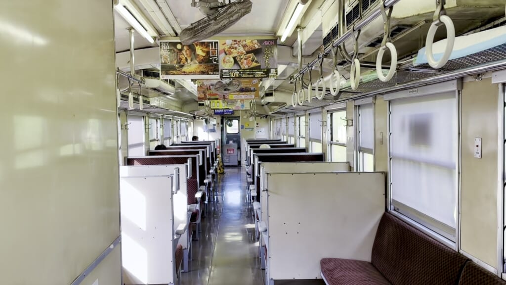 キハ40 8104の車内