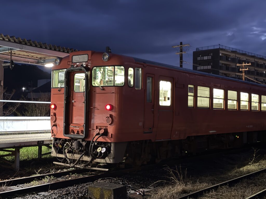 志布志駅・1924D・キハ40 8098