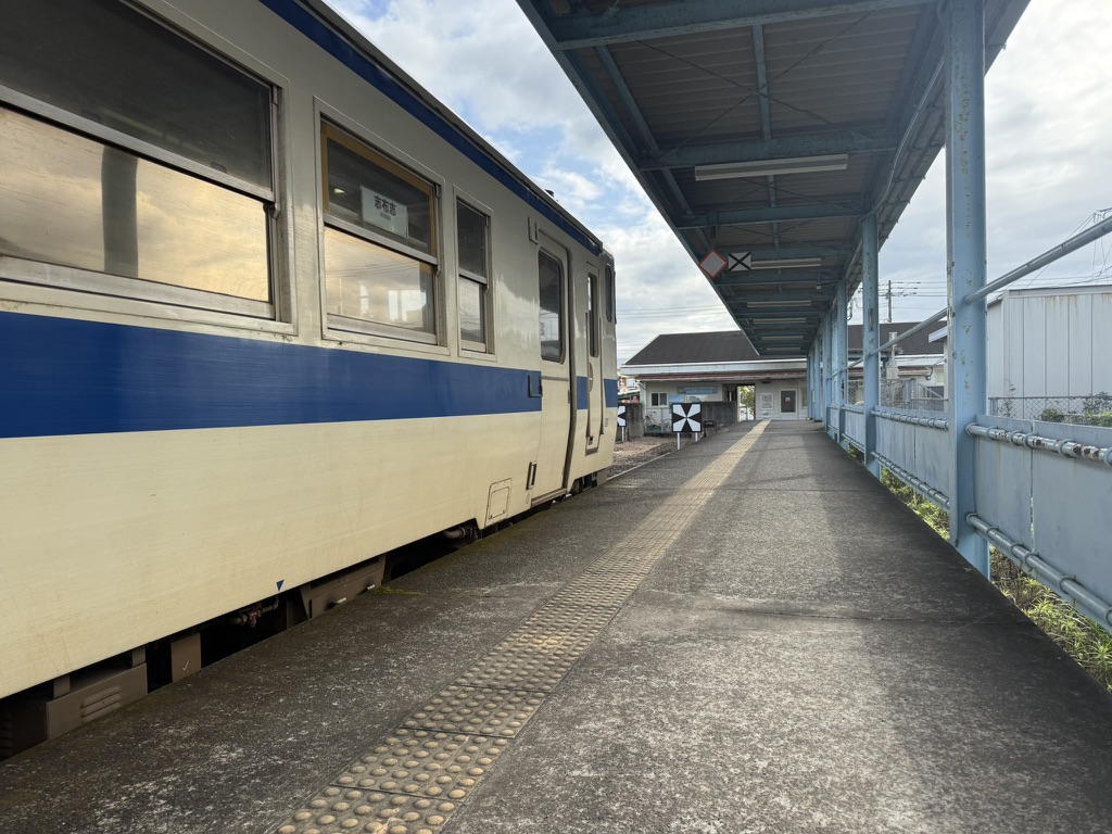 志布志駅　 1940D　キハ40 8069