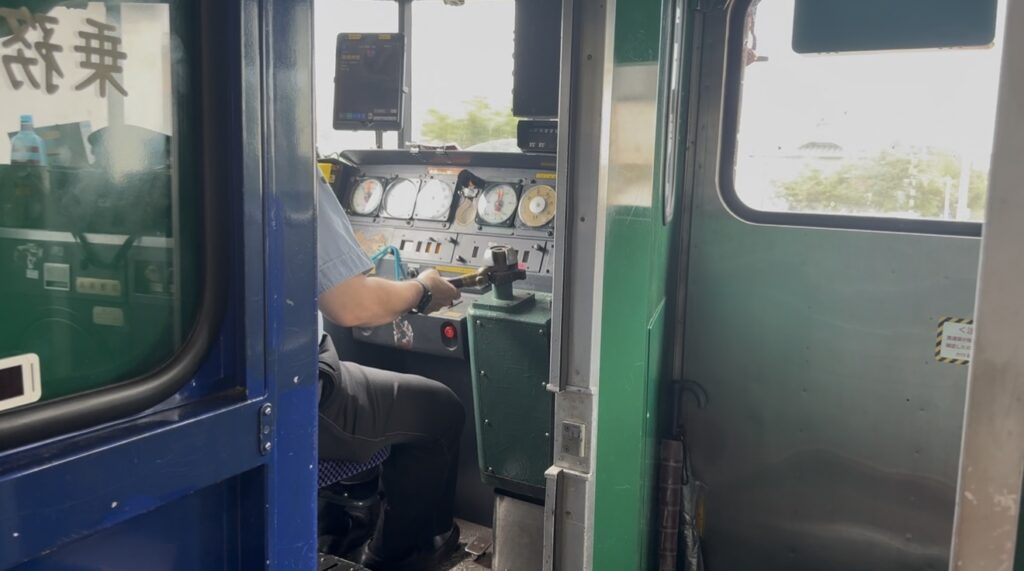 713系 運転台
