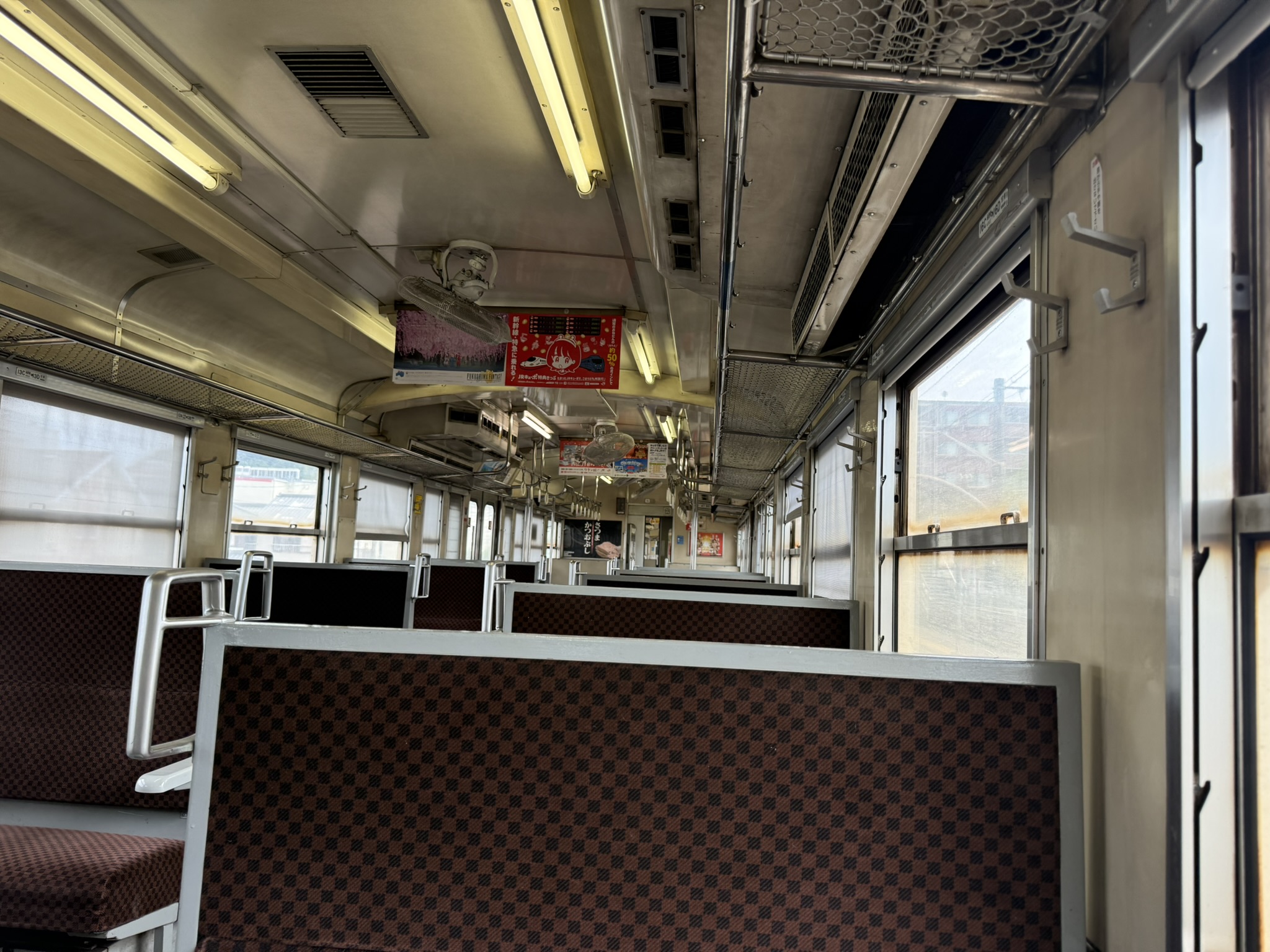 キハ47 6772D 車内