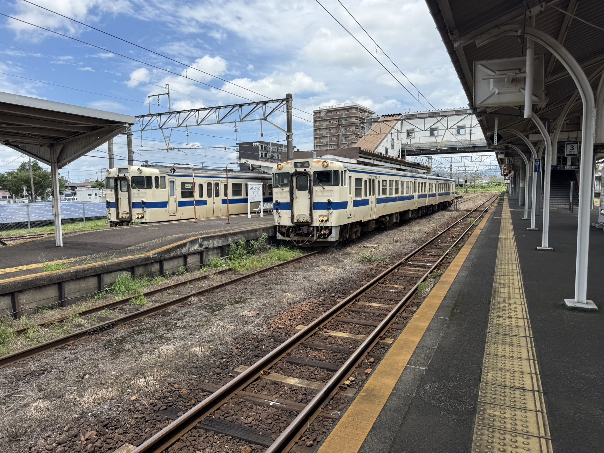４番ホームの吉松行き　キハ47