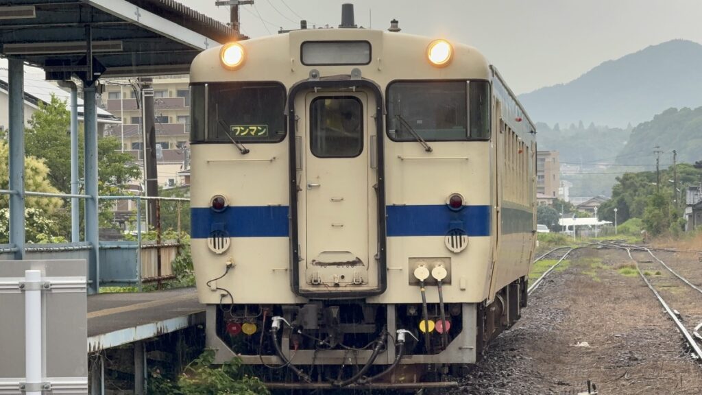 志布志駅 キハ40 8100 1921D 