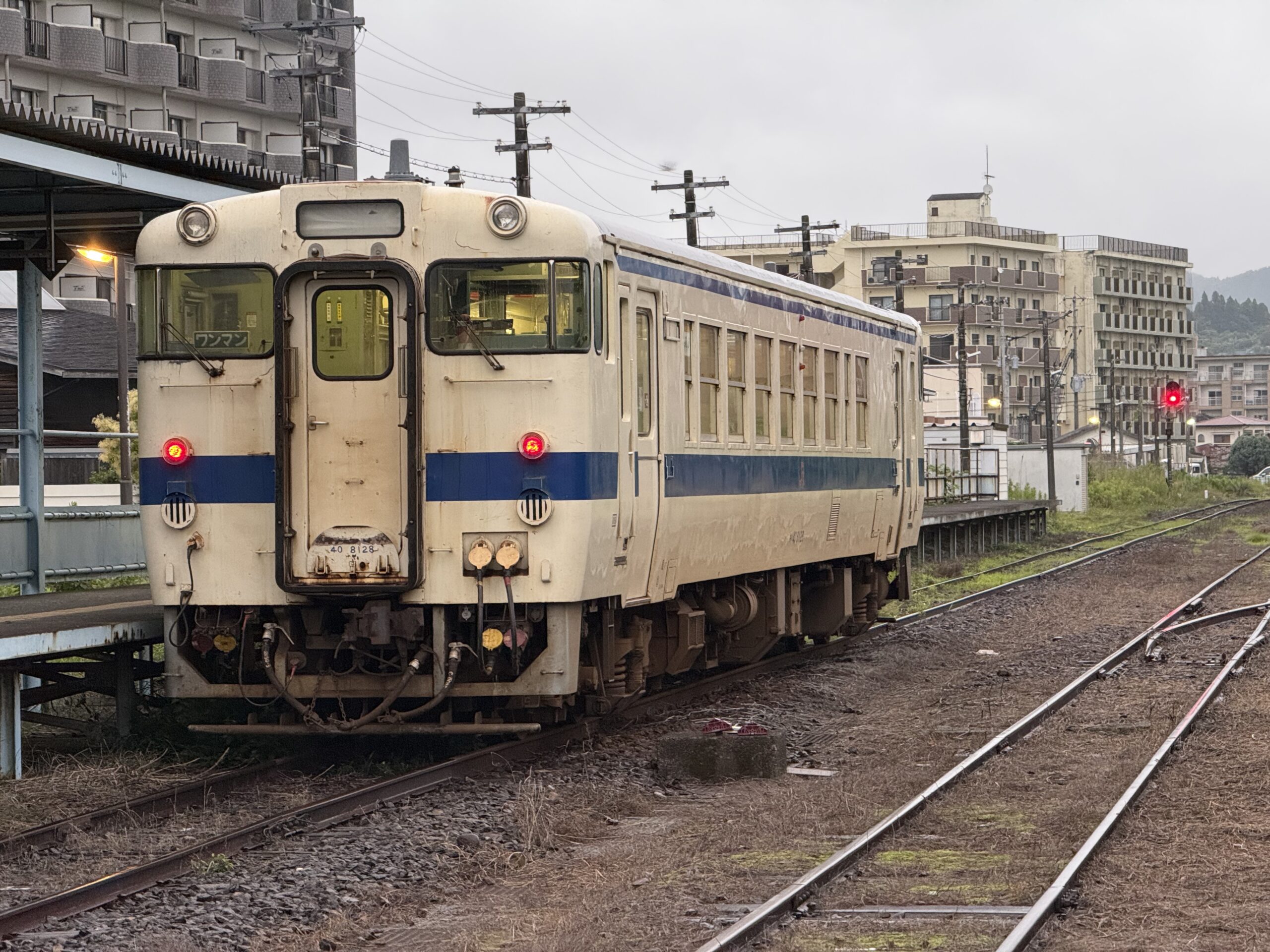 志布志駅 キハ40 8128