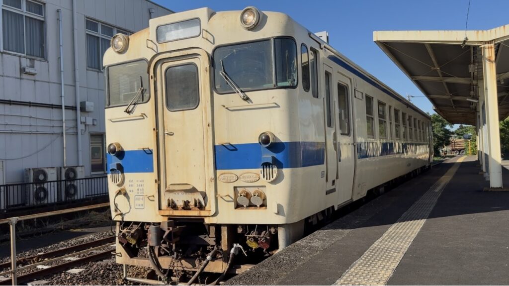 1928D・キハ40 8054・串間駅