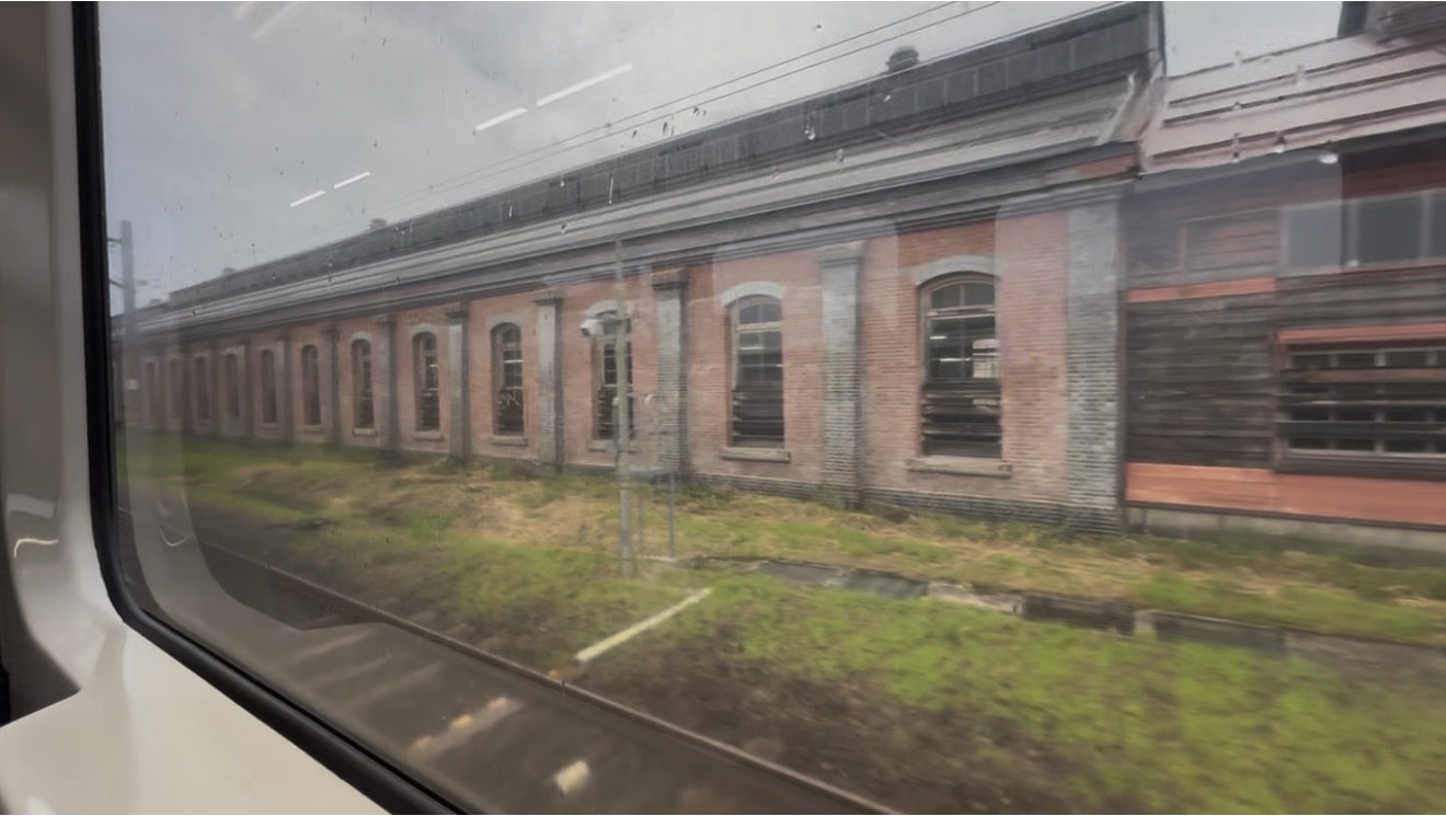 陸羽西線 酒田駅 到着