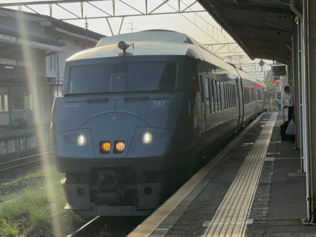 特急きりしま1号・都城駅
