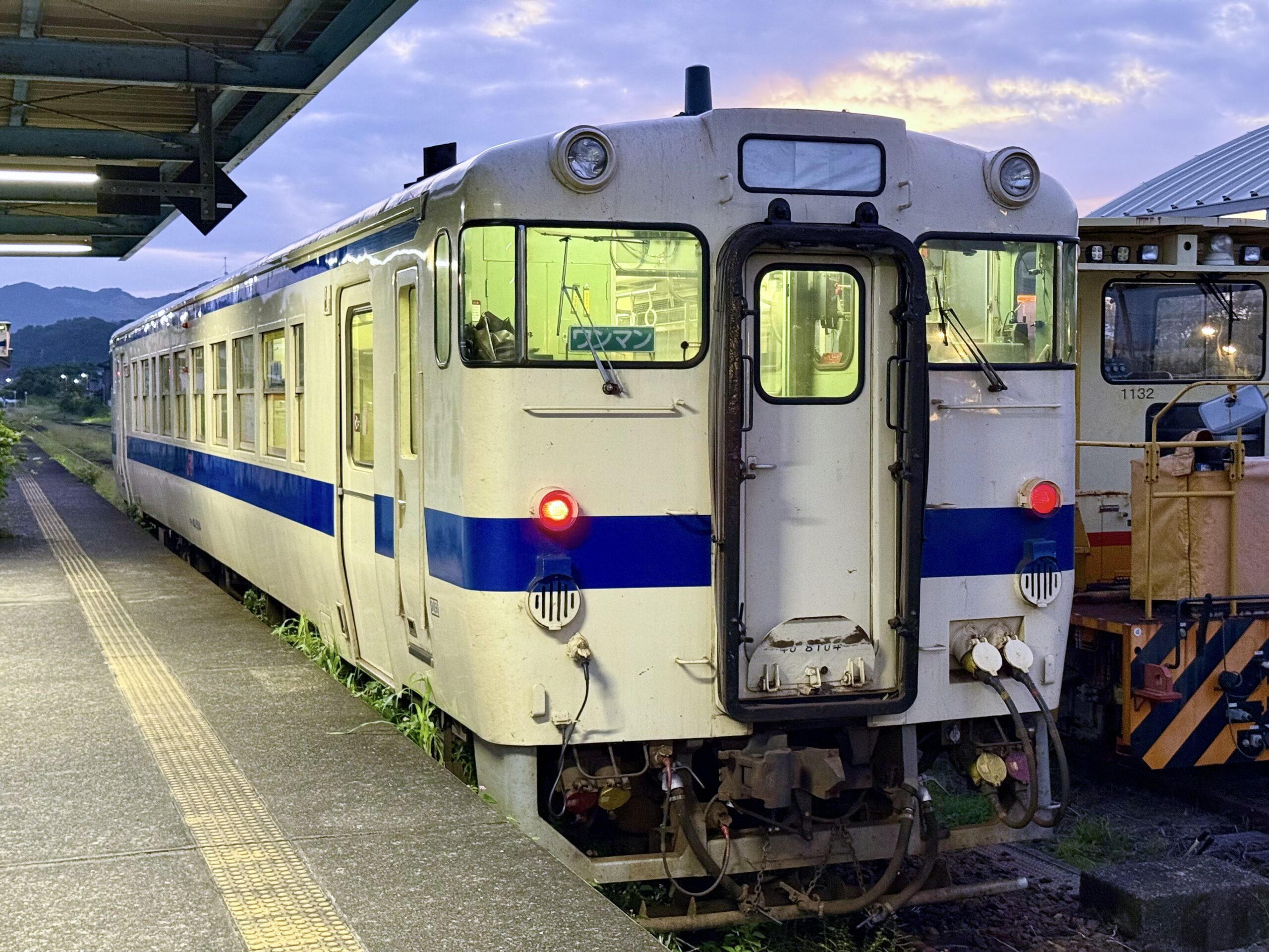 志布志駅 キハ40 8104 19.3℃ 冷房オフ 運転再開