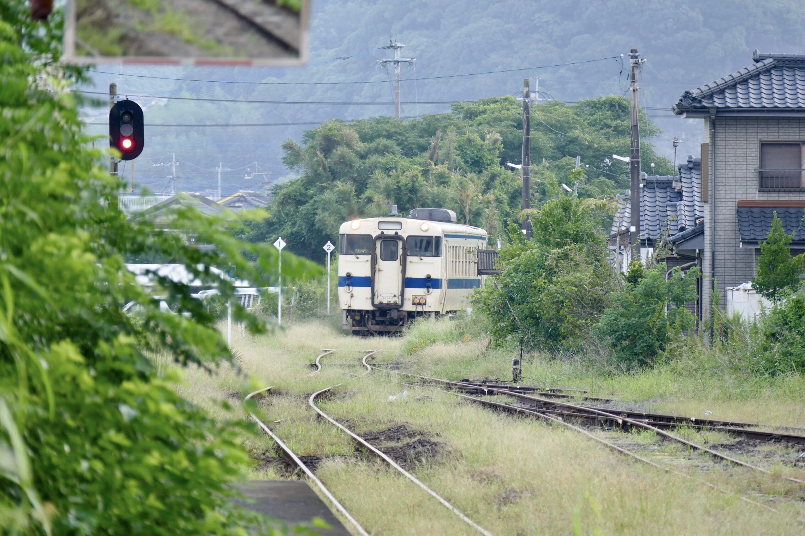 志布志駅 キハ40 8065 1921D 到着